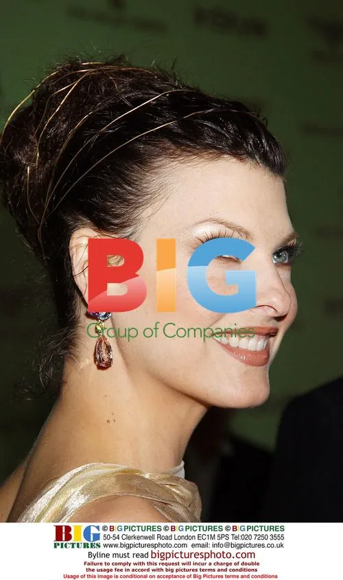 Linda Evangelista at Elton John's Oscars Party