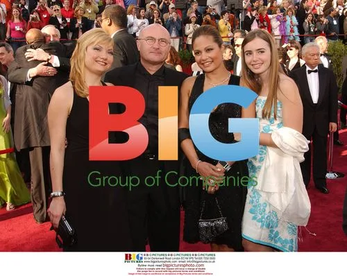 Phil Collins and family at Oscars 2004