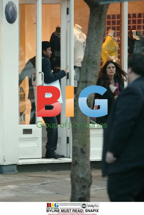 Lionel Richie Shopping in Notting Hill