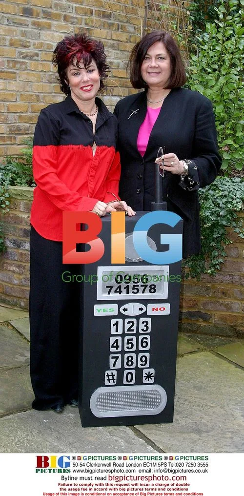 Ruby Wax Backs Domestic Violence Charity Campaign