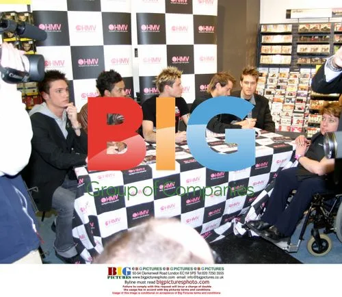 PHIXX at HMV single signing