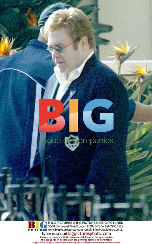 Elton John Shopping