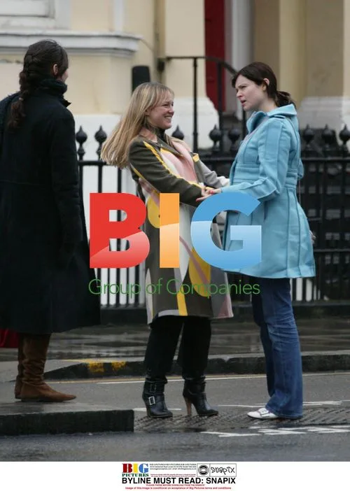 Pregnant Sophie Ellis Bextor Out Walking