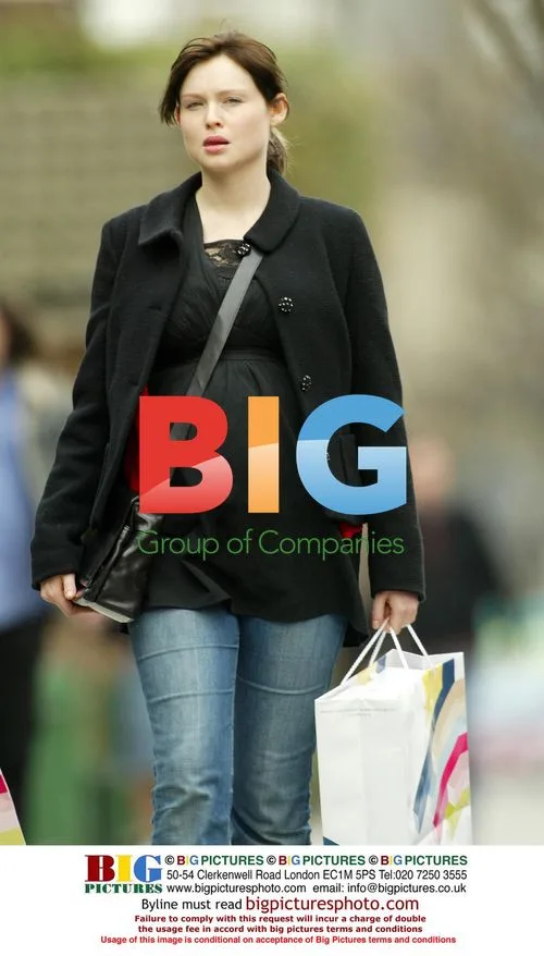 Pregnant Singer Sophie Ellis Bextor Out Shopping