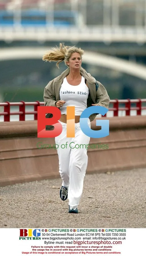 Rachel Hunter Jogging in London