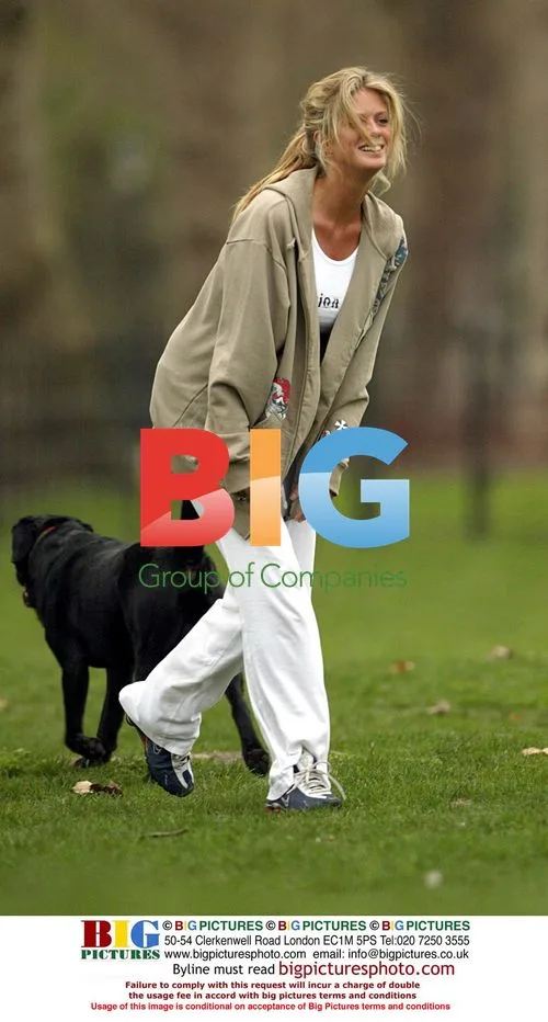 Rachel Hunter Jogs in Battersea Park