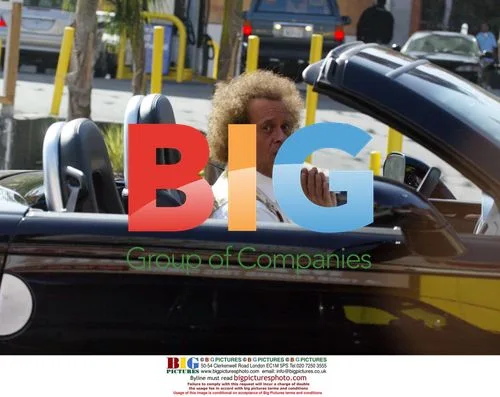 Richard Simmons cruises Sunset Strip