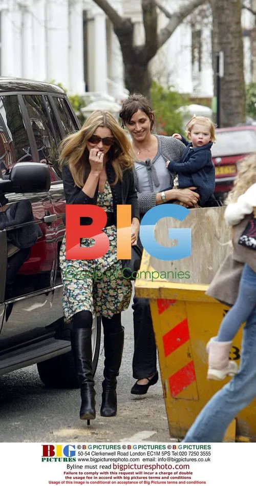 Supermodel mum Kate Moss at Sadie Frost\'s home