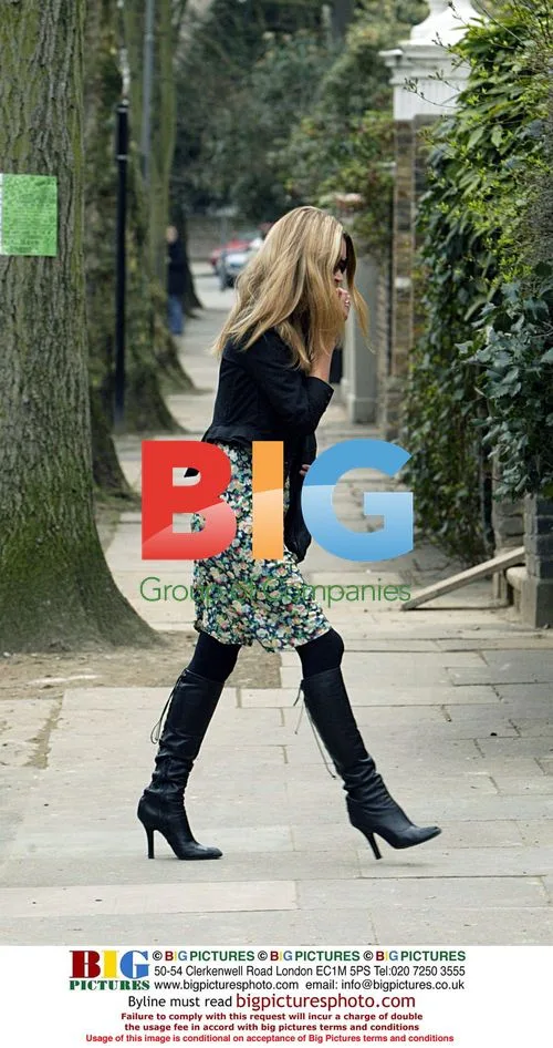 Supermodel Kate Moss Arrives for Get Together