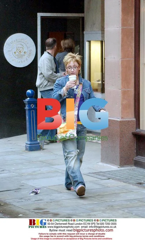Lucy Jo-Hudson Out Shopping in Manchester