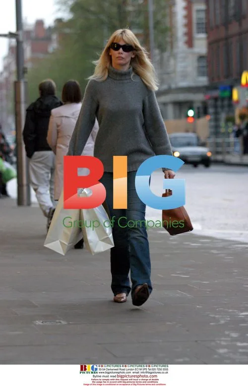 Claudia Schiffer Shopping in London