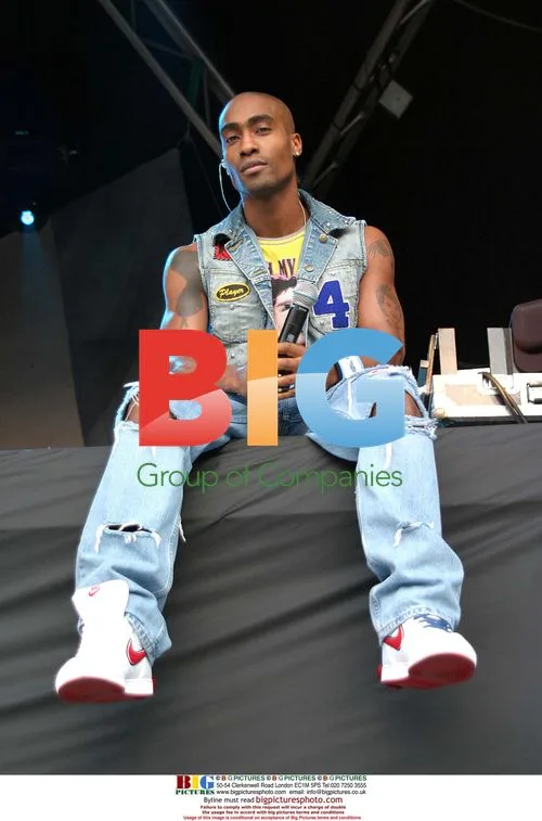 SIMON WEBBE of BLUE in Concert
