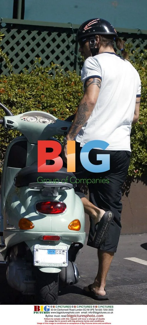 Anthony Kiedis and Ione Skye on Scooter