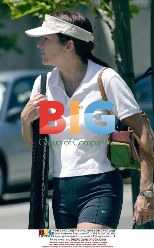 Patricia Heaton Running Errands in Beverly Hills