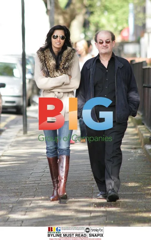 Salmon Rushdie and Padma Lakshmi on Stroll