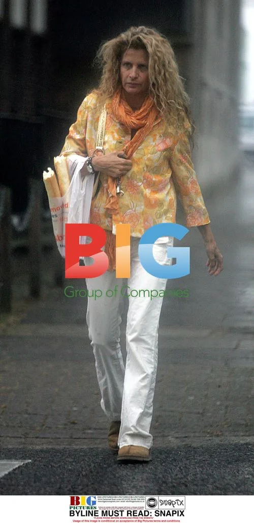 Suzanne Acosta's Grocery Run