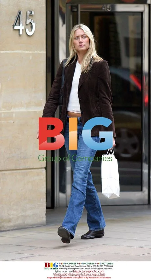 Model Heidi Wichlinski Spotted Shopping in London