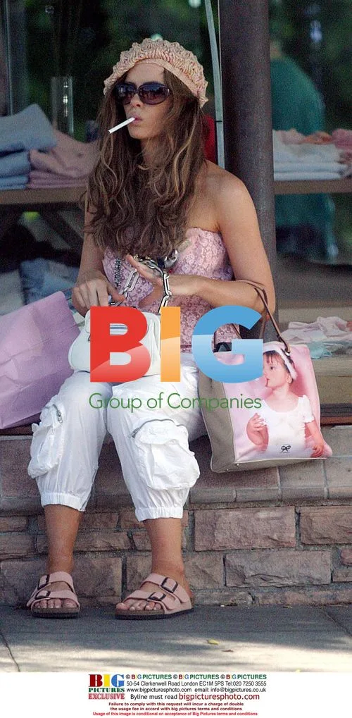 Kate Beckinsale Shopping for Underwear