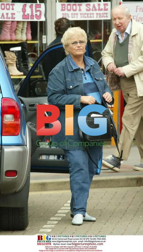 Pam St Clement Struggles with Cash Machine
