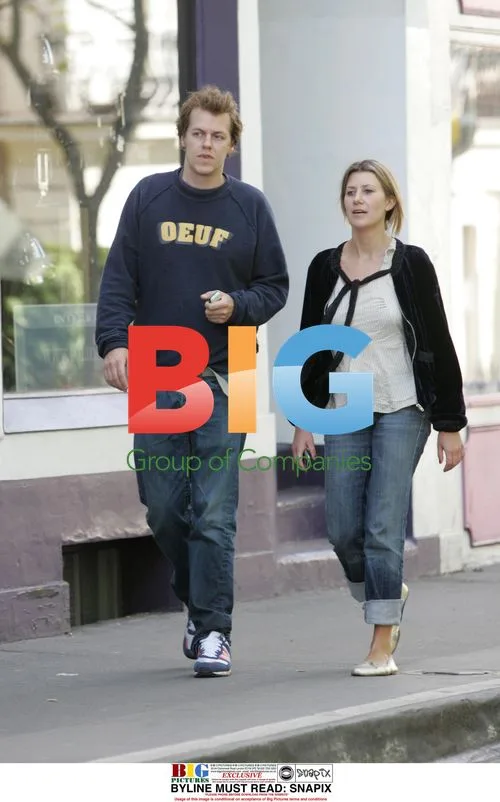 Tom Parker Bowles Out with Girlfriend