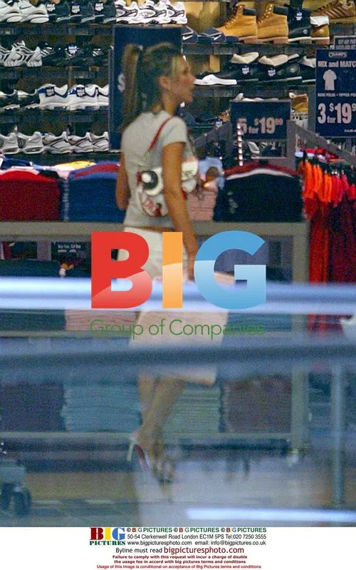 Victoria Beckham Mall Shopping