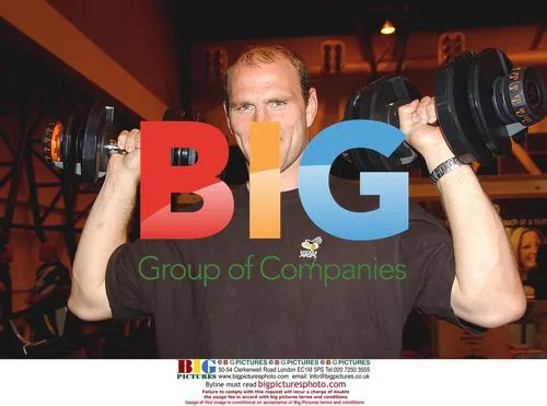 Lawrence Dallaglio Launches Fitness Expo 2004