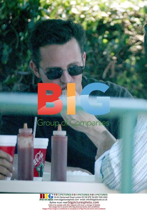 Matthew Perry gets snacks in West Hollywood