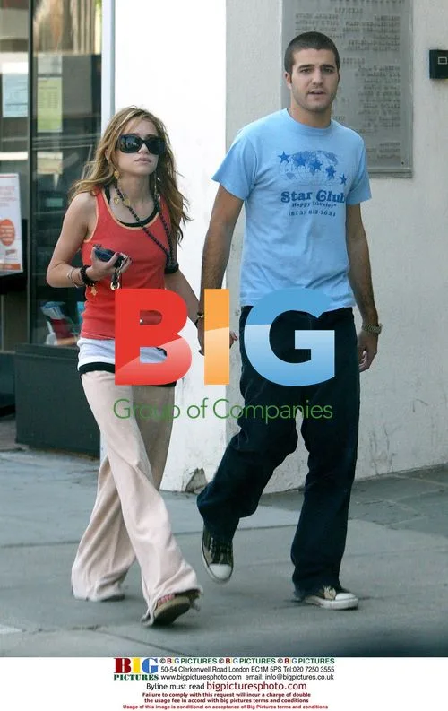 Mary Kate Olsen and Boyfriend Walk in Beverly Hills