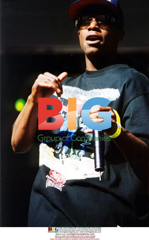 Simon Webbe of Blue in Concert