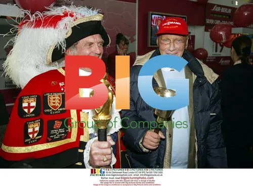 Niki Lauda launches Air Berlin flights