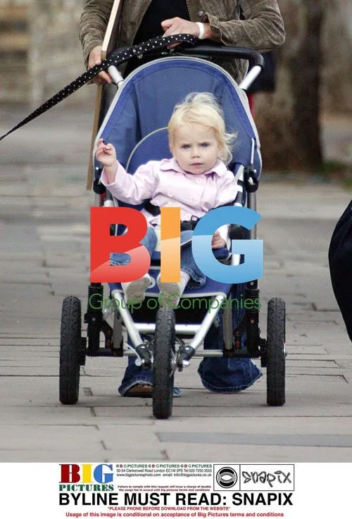 TV Presenter Gail Porter-Hipgrave with Daughter and Dog