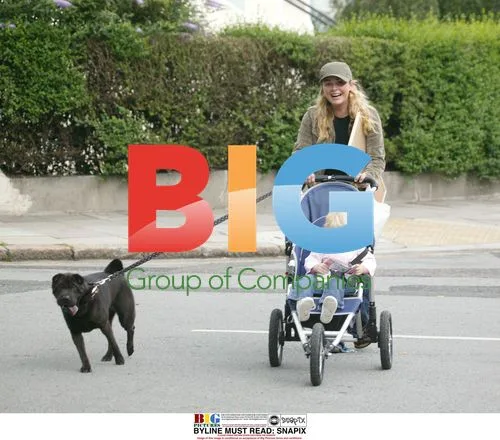 Gail Porter-Hipgrave with Daughter Honey and Dog