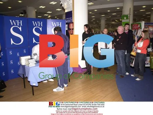 Stan Collymore at Book Signing