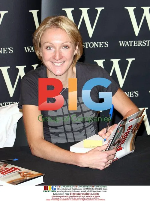 Paula Radcliffe Signs Book