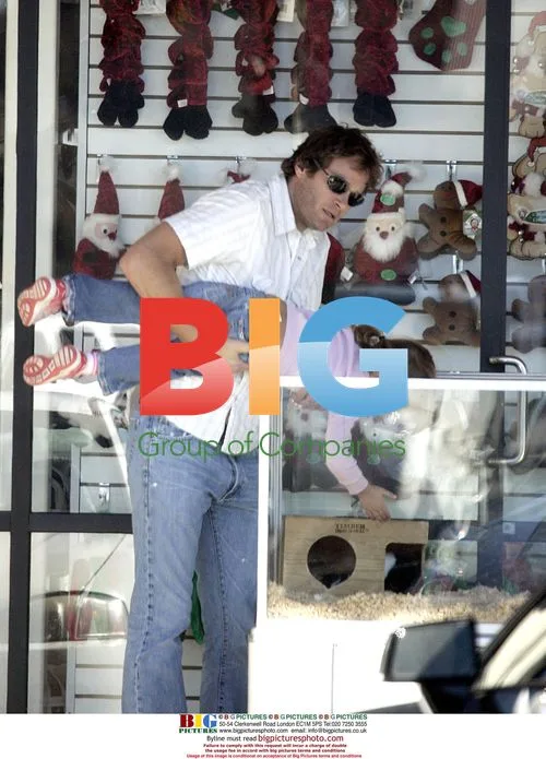 Cindy Crawford and Family Spend Afternoon in Malibu