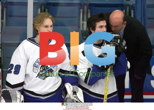Kurt Russell Watches Son's Hockey Game
