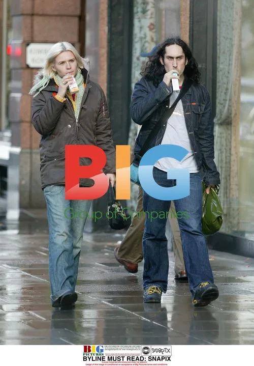 Ross Noble Enjoys Walkers Crisps