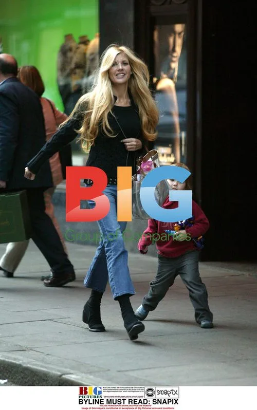 Mandy Smith and son Max shopping in London