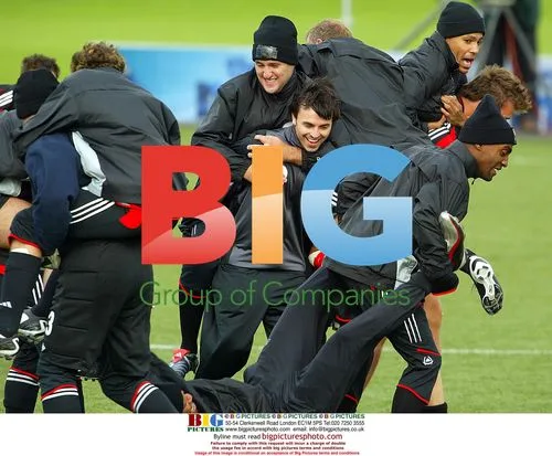 Contestants of reality show 'The Match' training
