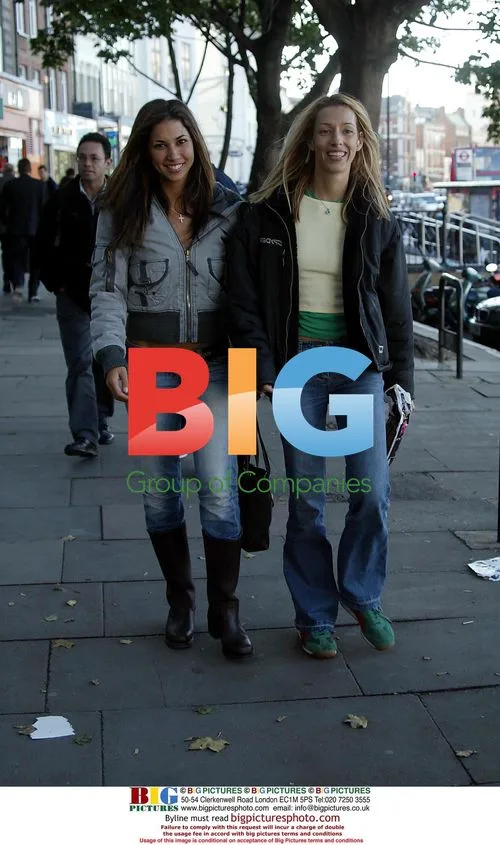 Glamour model Leilani Dowding shopping in London