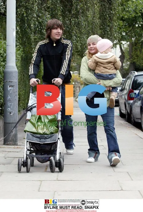 Gail Porter-Hipgrave Family Stroll