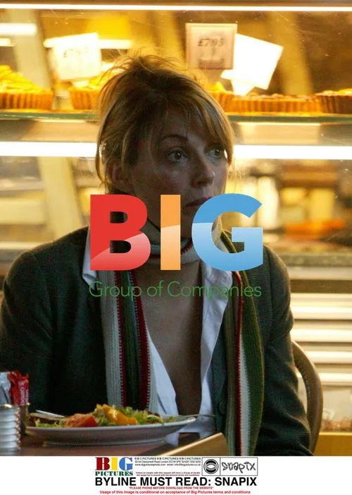 Sarah Parish out with boyfriend