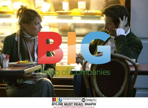 Actress Sarah Parish with boyfriend