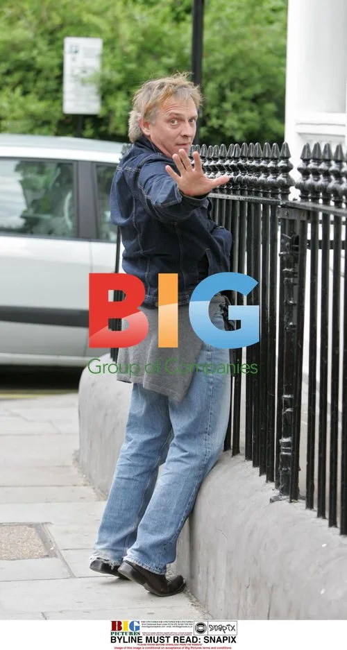 Rik Mayall Feeding Parking Meter