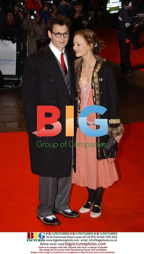 Johnny Depp and Vanessa Paradis at 'Finding Neverland' Premiere
