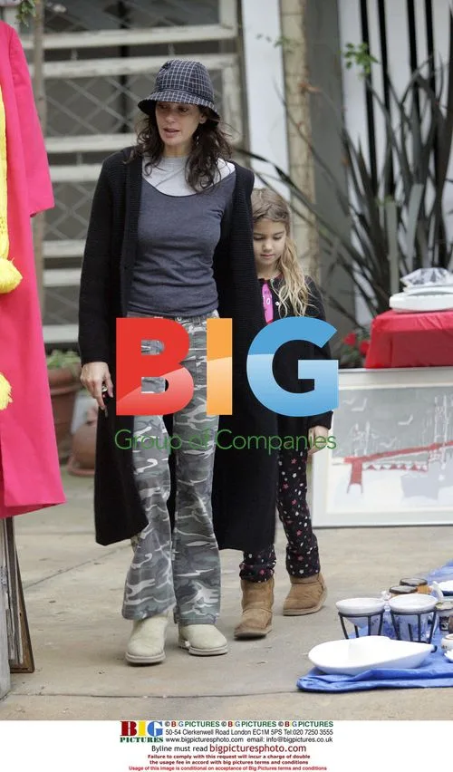 Teri Hatcher and Daughter at Garage Sale