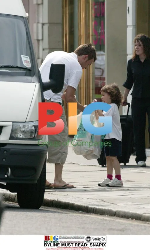 Damon Albarn and daughter shopping