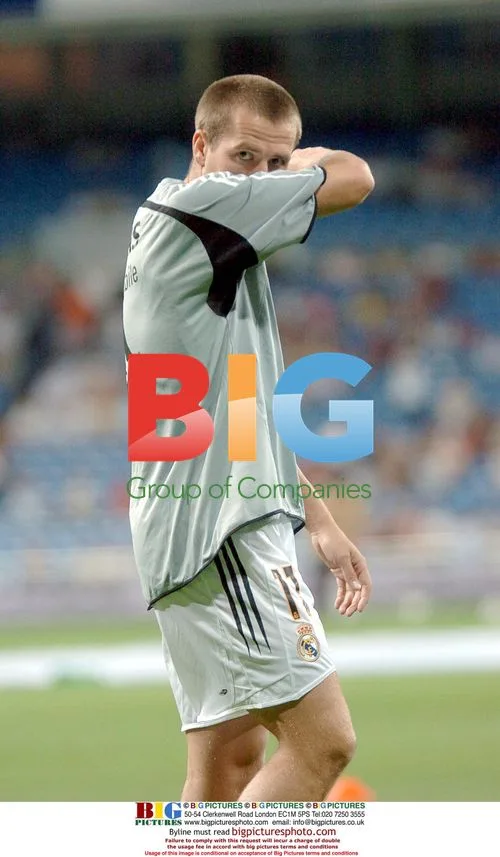 Beckham and Owen Fail to Lift Real Madrid