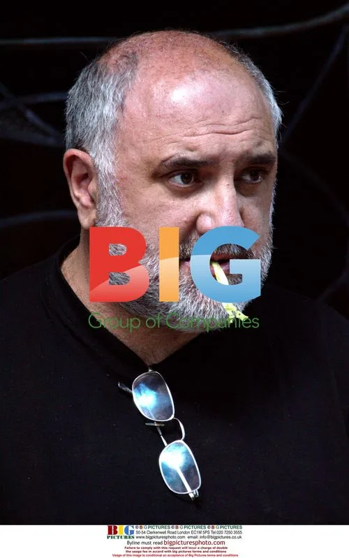 Alexei Sayle Pulls Funny Faces