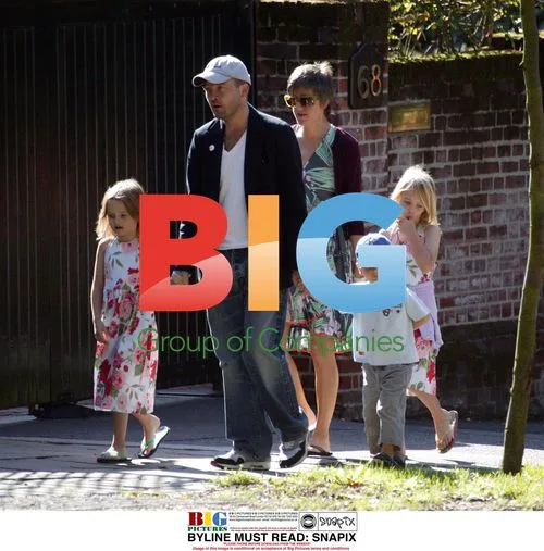 Ben Watt and Tracy Thorn Family Stroll